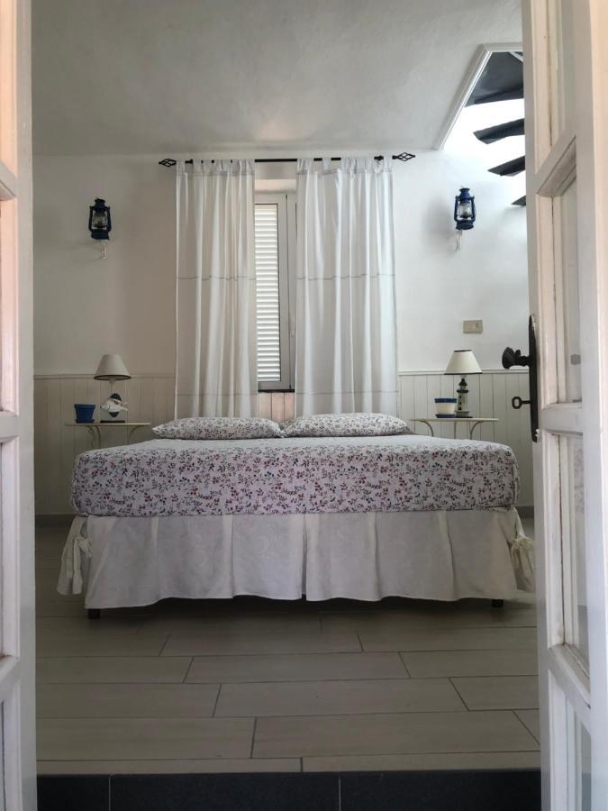 Casa Relax, Un Uliveto Sul Mare. Villa Diano San Pietro ภายนอก รูปภาพ