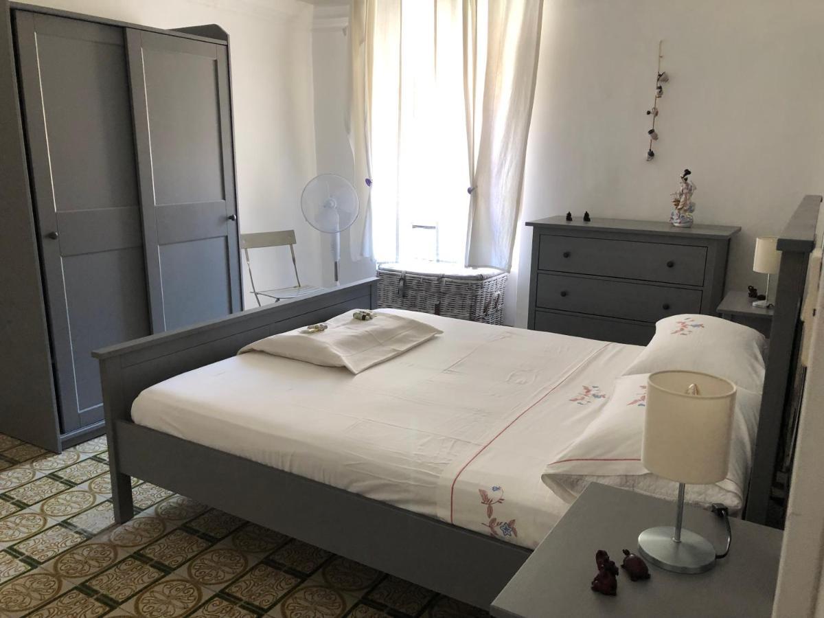 Casa Relax, Un Uliveto Sul Mare. Villa Diano San Pietro ภายนอก รูปภาพ